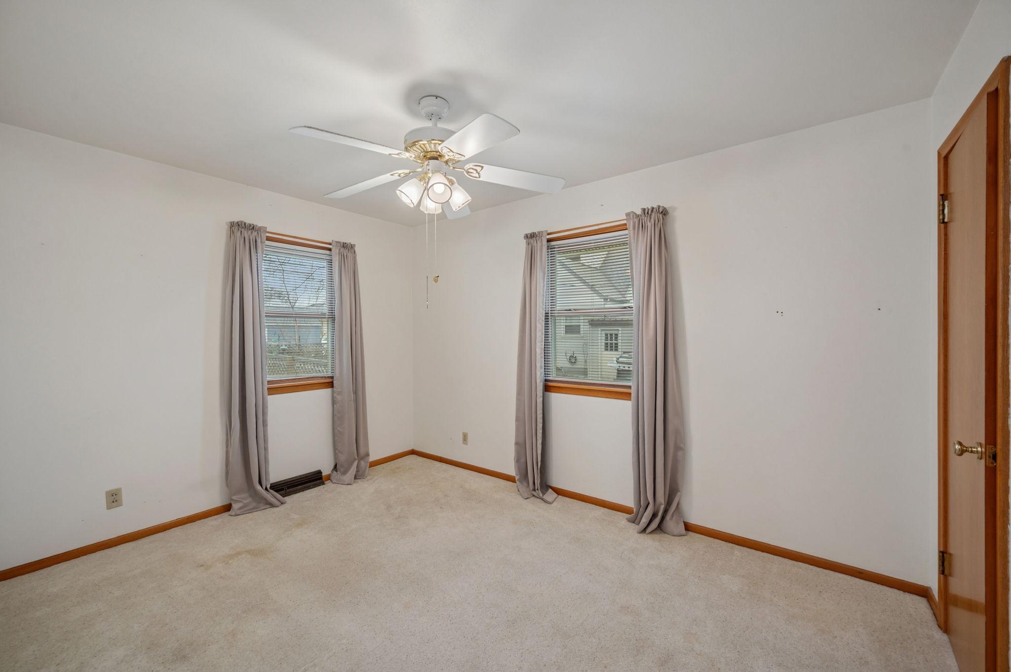 808 Webster St Fairmont MN-20.jpg