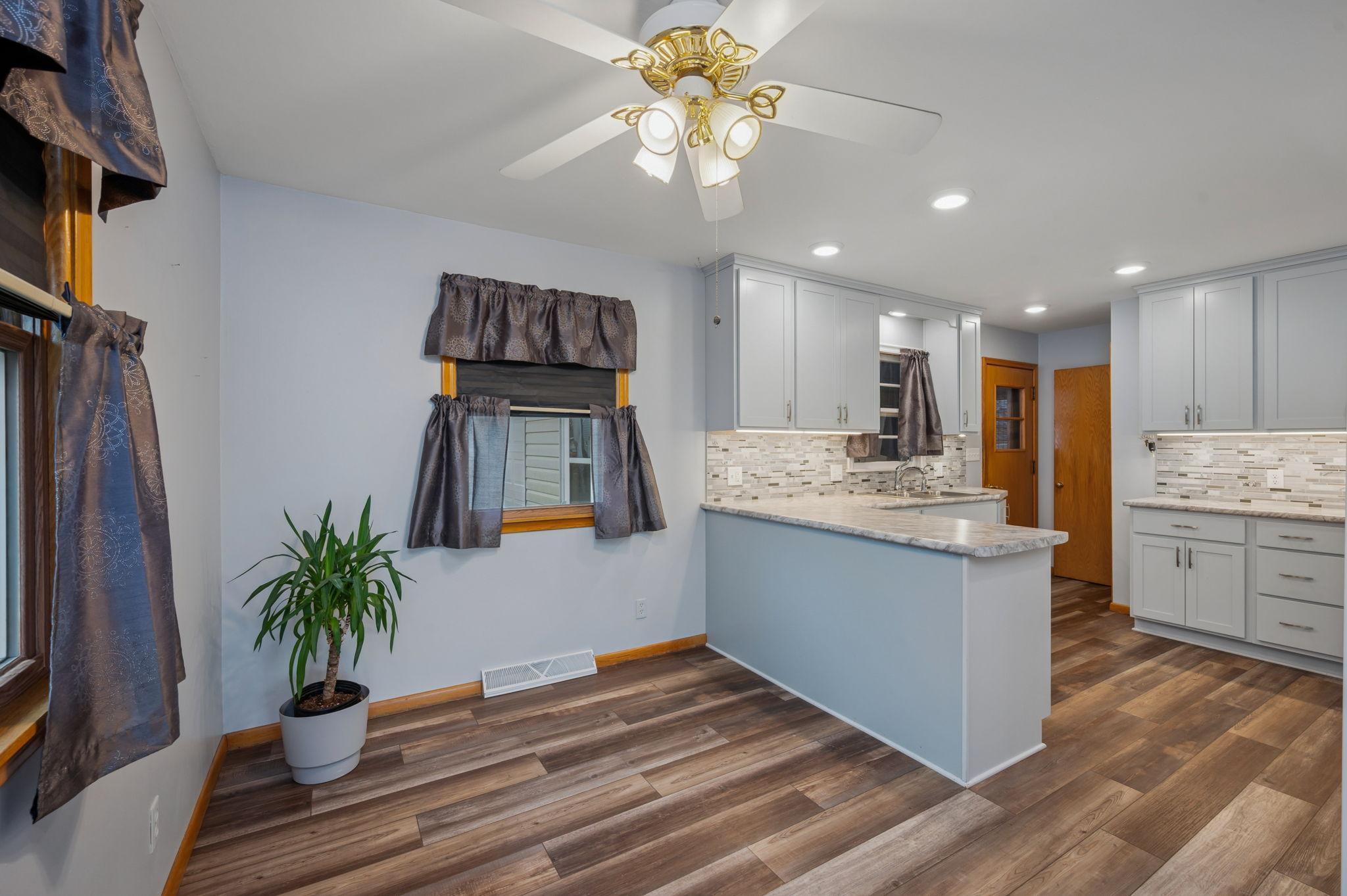 808 Webster St Fairmont MN-14.jpg