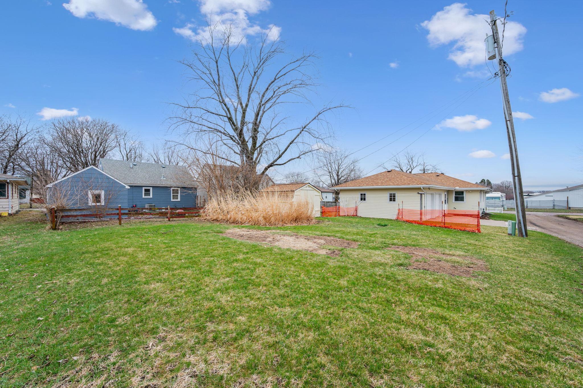 808 Webster St Fairmont MN-5.jpg