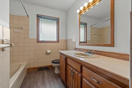 722 Parkview Lane N, Champlin, MN 55316