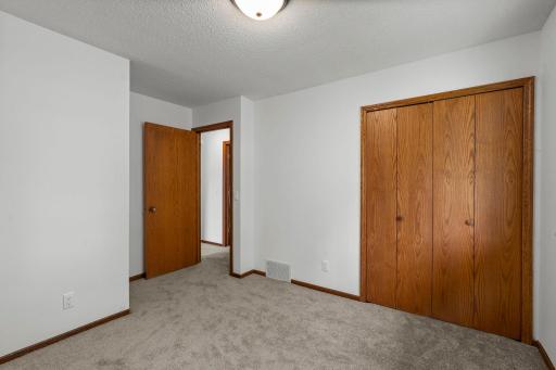722 Parkview Lane N, Champlin, MN 55316