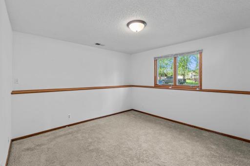 722 Parkview Lane N, Champlin, MN 55316