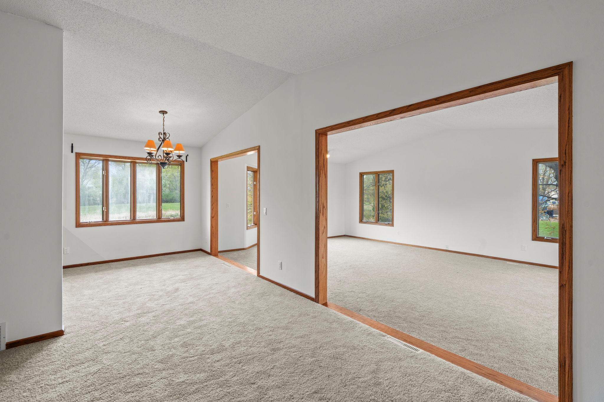24-web-or-mls-722 Parkview Ln N-218.jpg