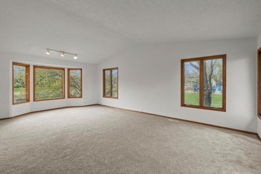 722 Parkview Lane N, Champlin, MN 55316
