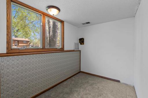 722 Parkview Lane N, Champlin, MN 55316