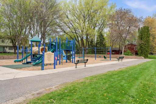 722 Parkview Lane N, Champlin, MN 55316
