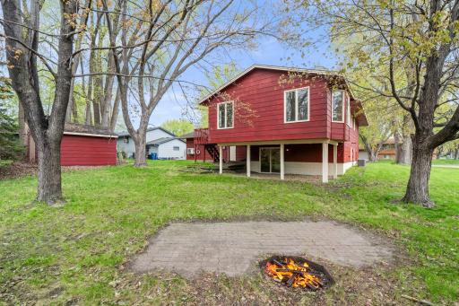722 Parkview Lane N, Champlin, MN 55316