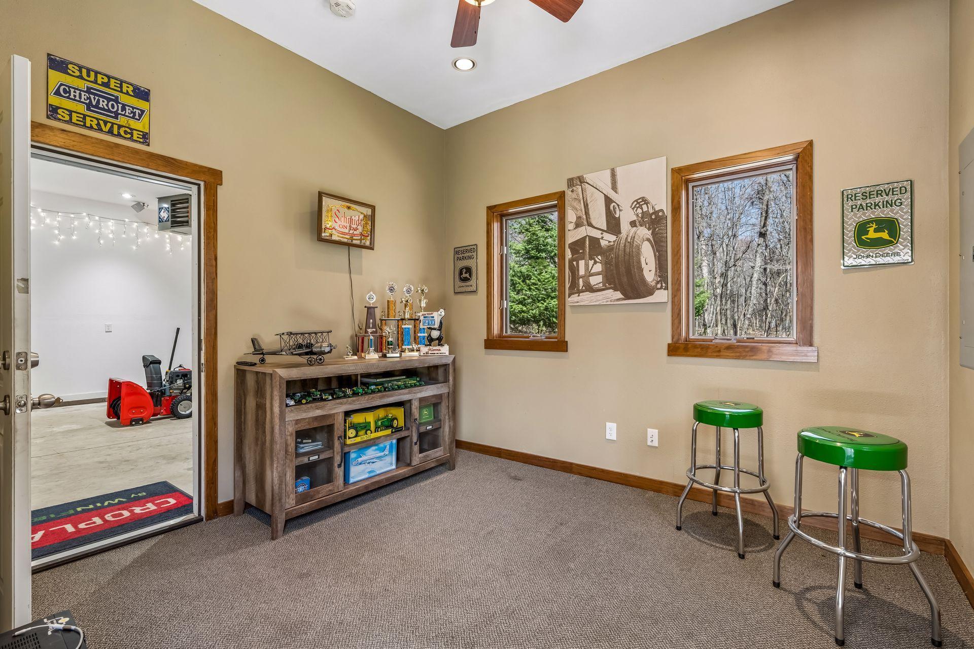 A great office space for working or enjoying friends.