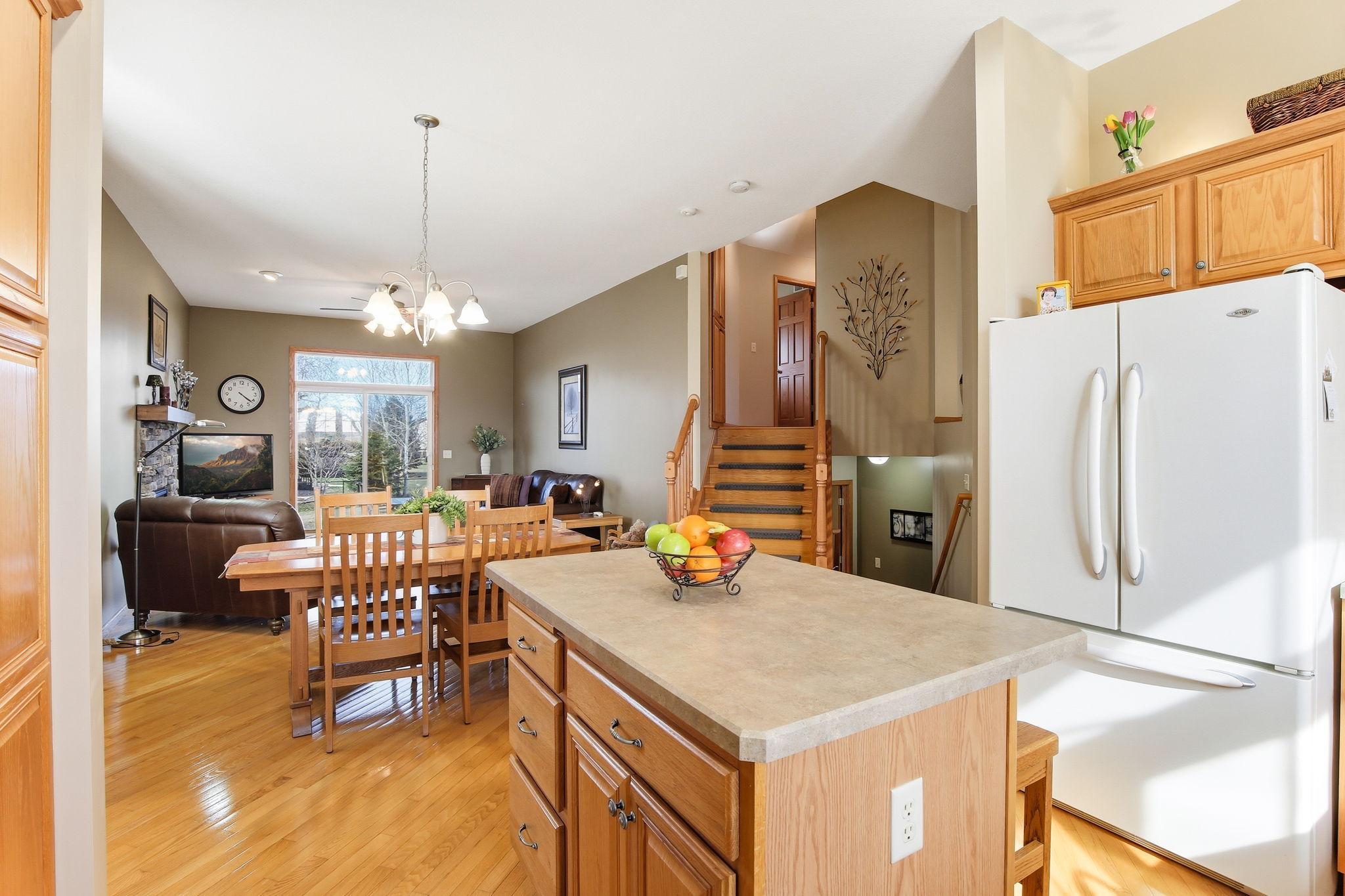 Nice 10' Ceilings make this space feel huge!