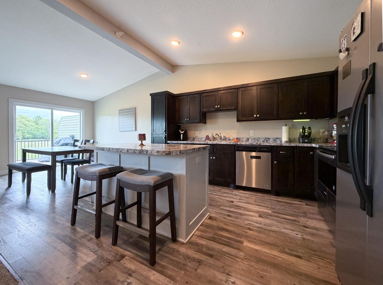 Nice and bright kitchen