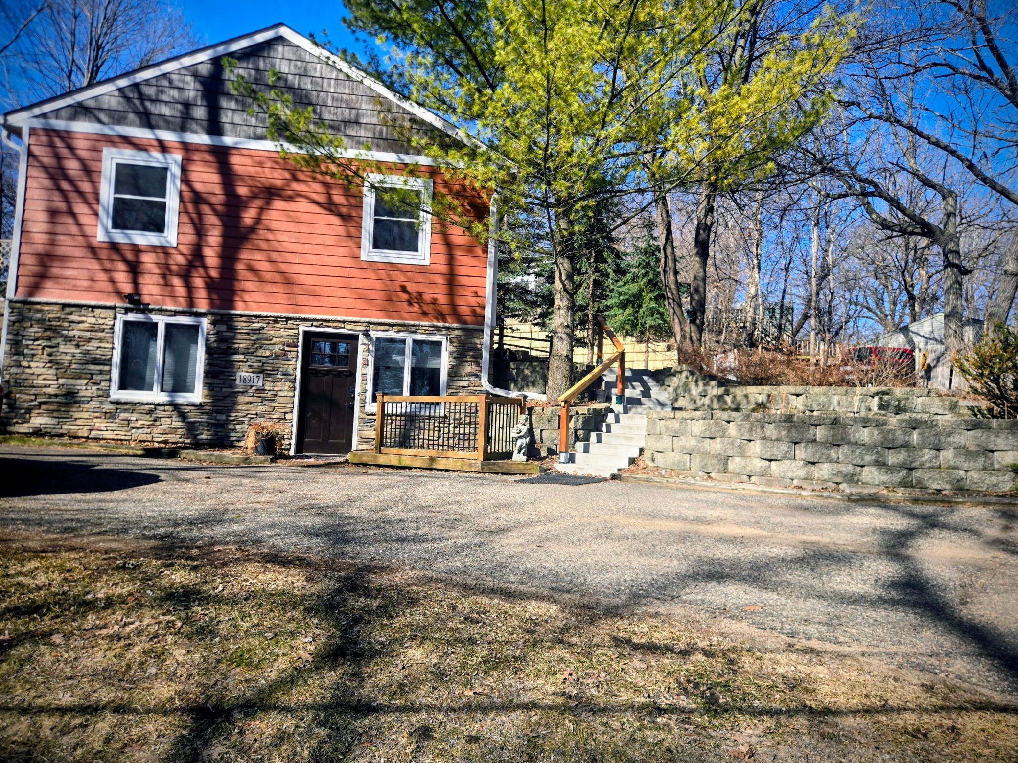 Be first! This beauty will not last long on the market.