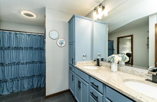 561 Verwood Lane NE, Byron, MN 55920