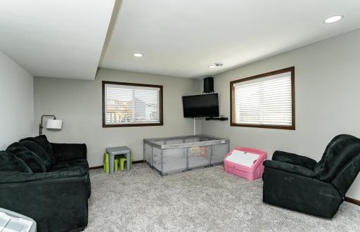 561 Verwood Lane NE, Byron, MN 55920