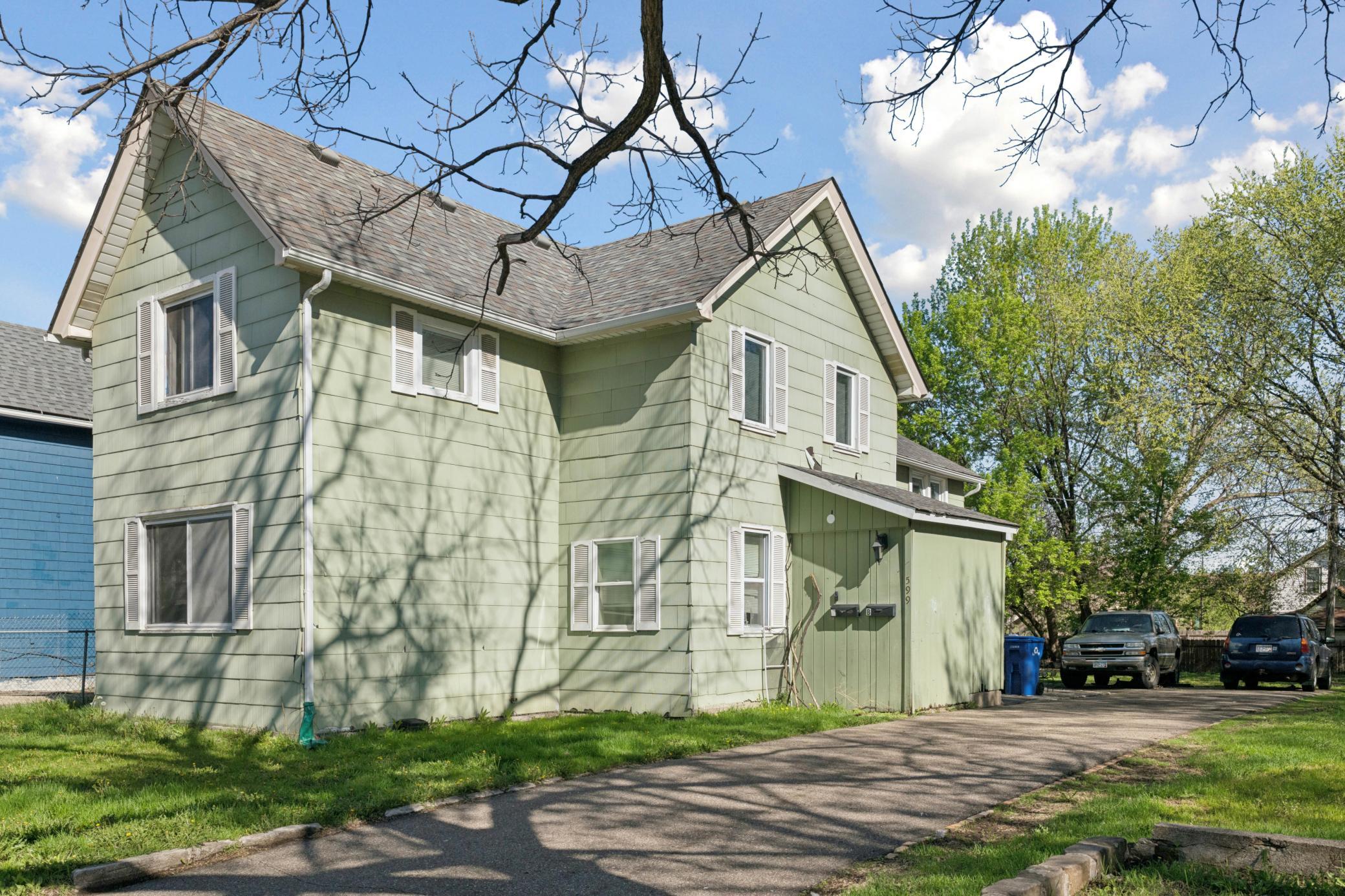 599 Reaney Ave