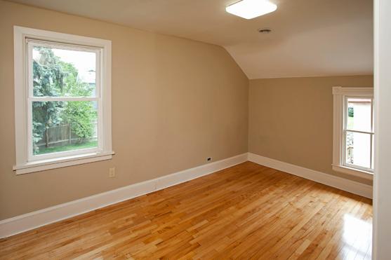 402 Hope St Bedroom