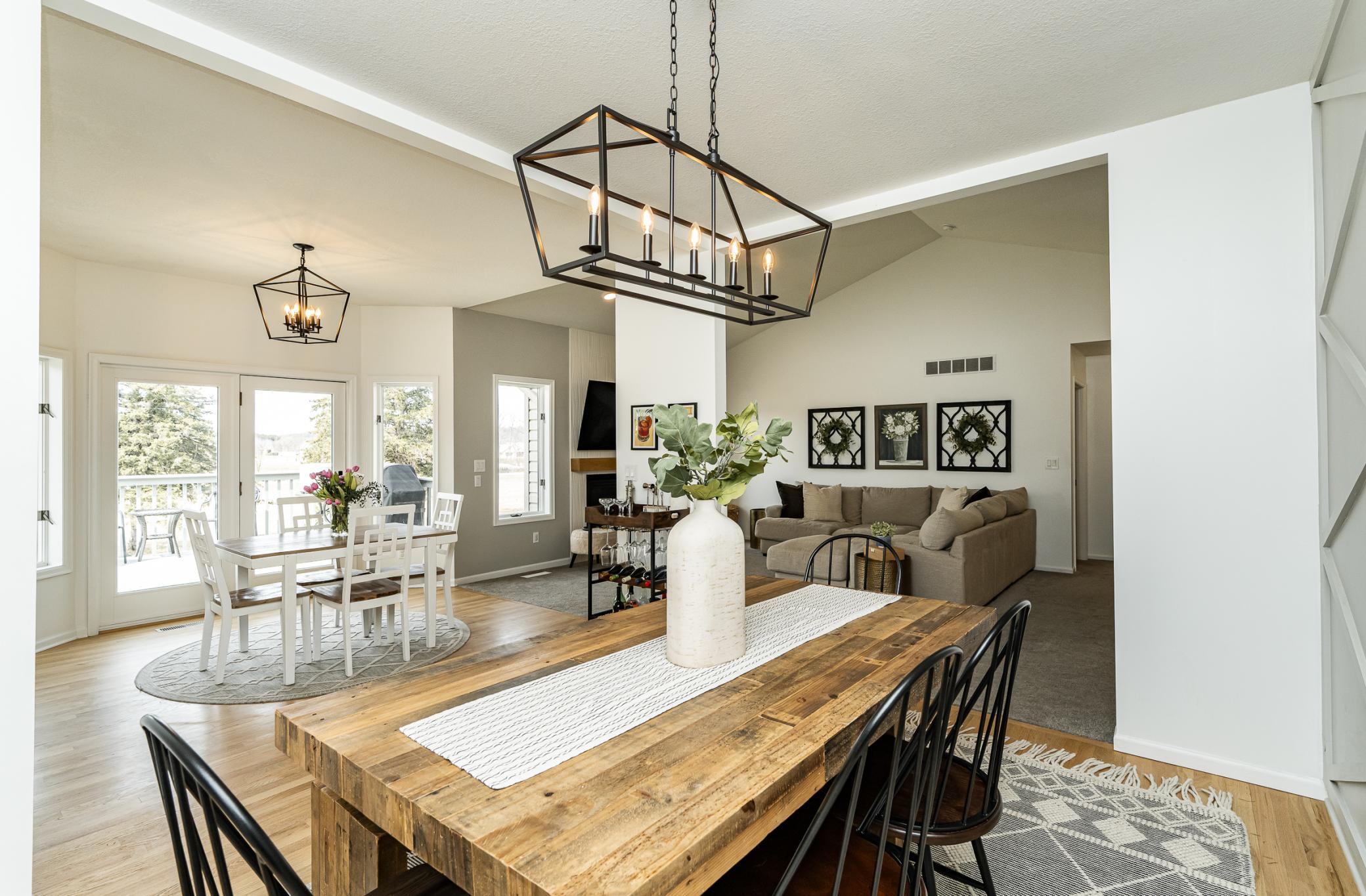 Perfect setting for entertaining.