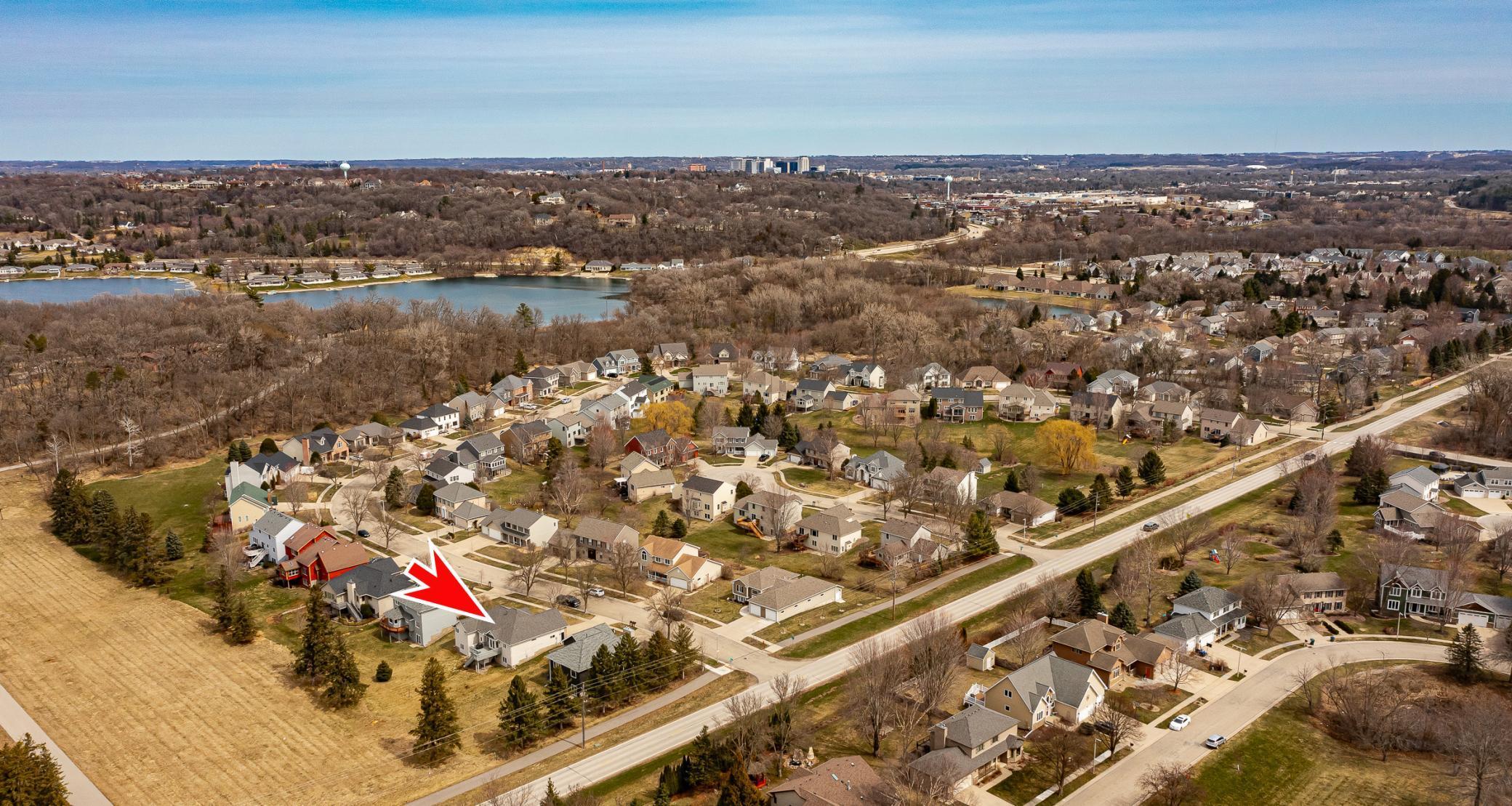 Great SW location with easy access to walking and biking paths and just 3 miles to downtown!