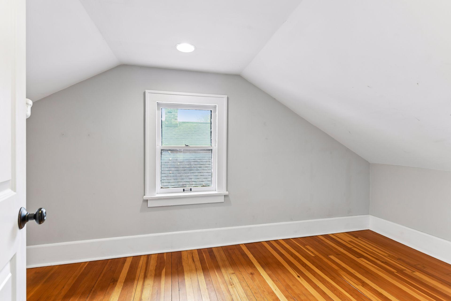 Other 2nd floor bedroom. Storage/closet area in hallway just outside the bedroom.