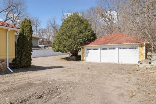 6365 Bay Ridge Road, Mound, MN 55364 - Lake Minnetonka