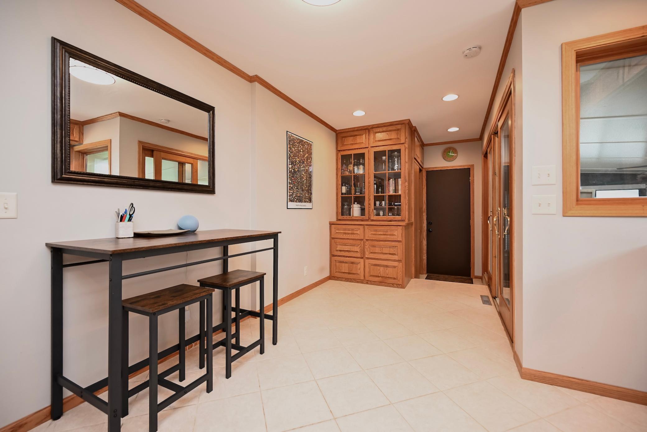 8 Kitchen IV.jpg