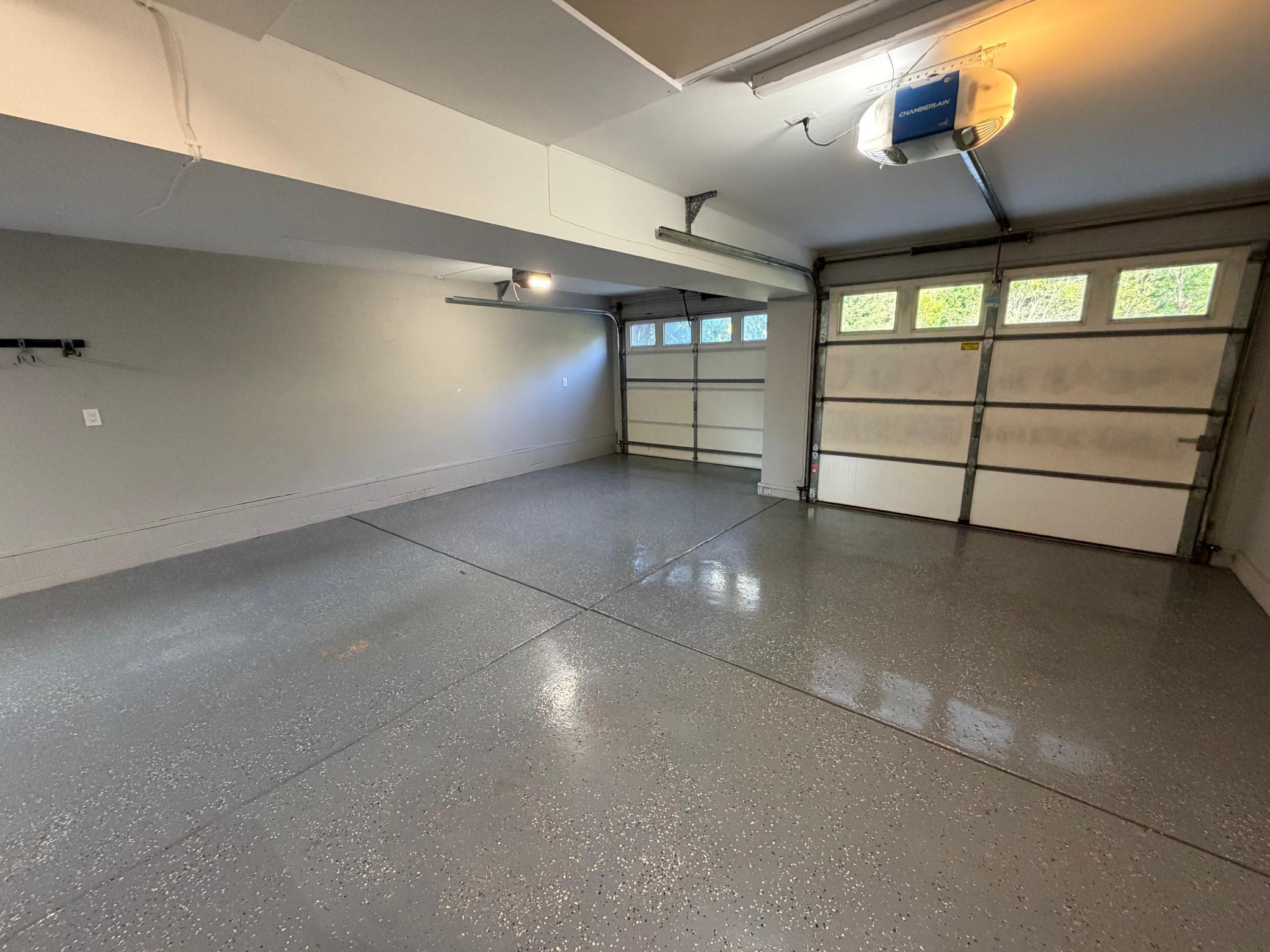 Garage.jpg
