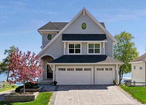 1748 Shorewood Lane, Mound, MN 55364
