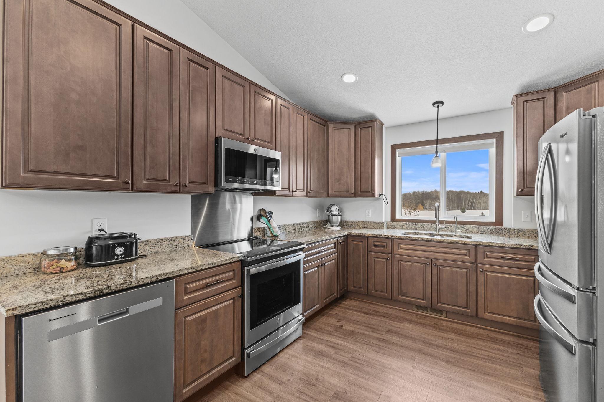 Stainless appliances with induction range that you can control with your app!