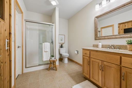 719 Spring Creek Circle, Mendota Heights, MN 55118
