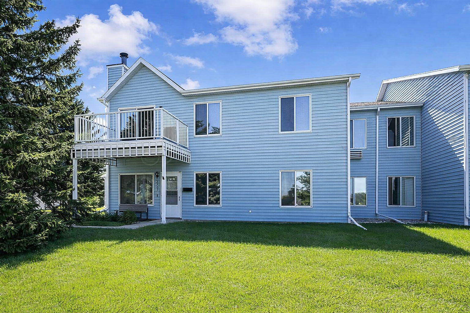 2901 back of condo.png