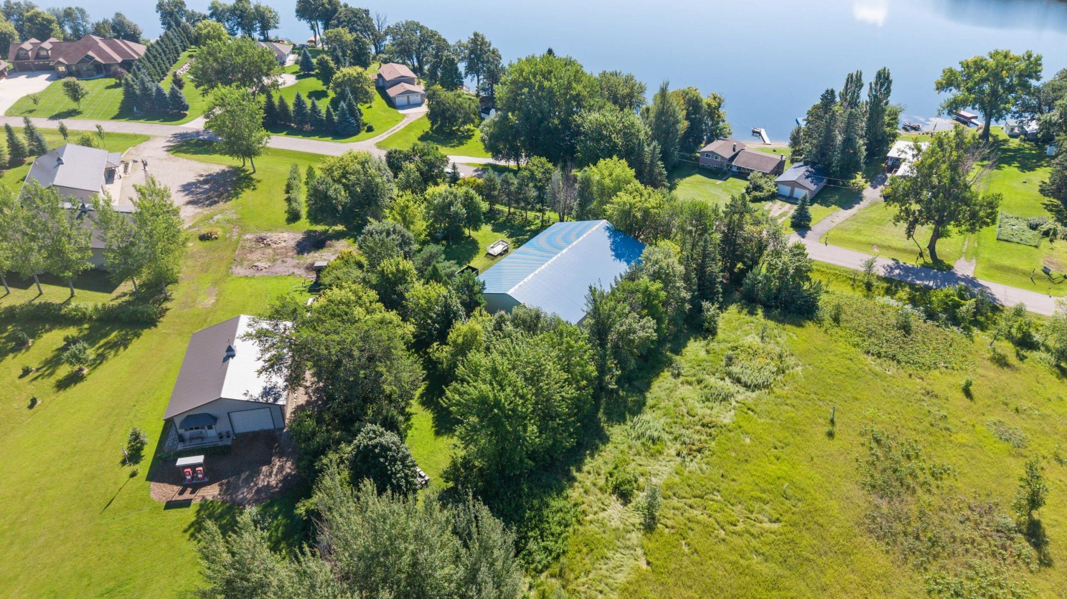 1-acre backlot w/60'x88' Shop
