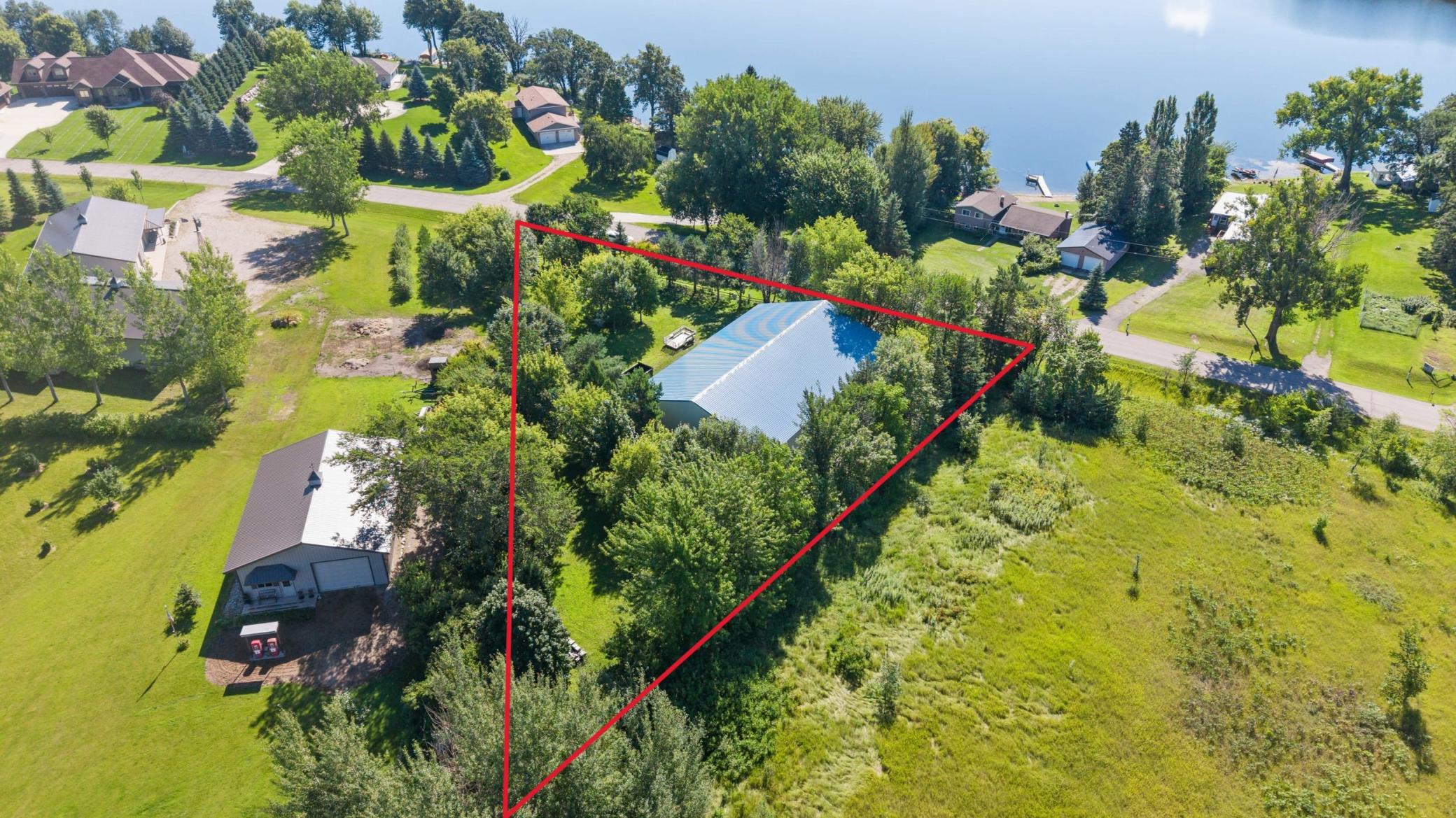 1-acre backlot w/60'x88' Shop
