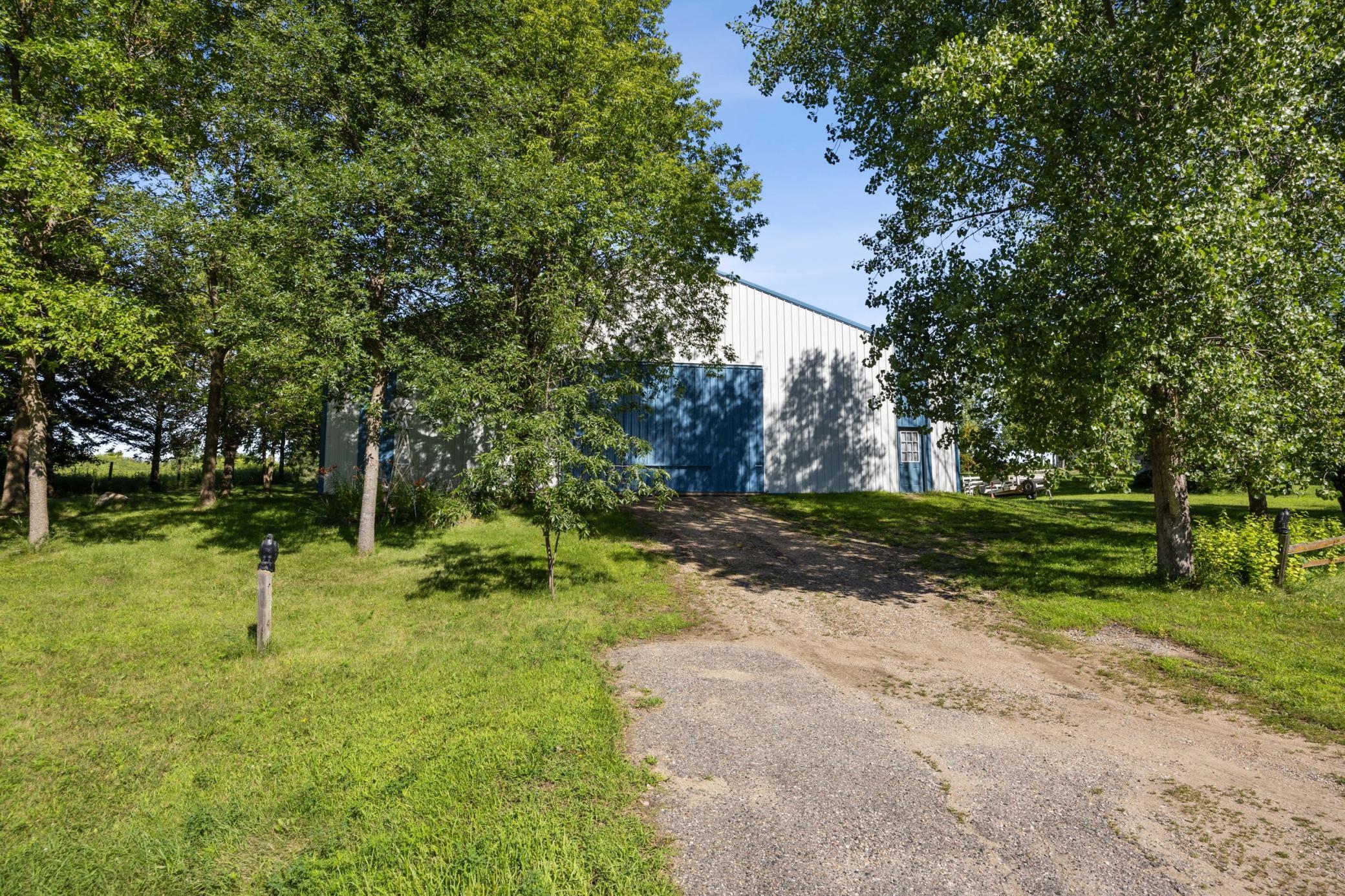 1-acre backlot w/60'x88' Shop