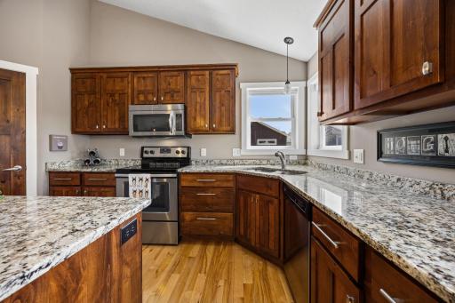 334 Kamloops Place, River Falls, WI 54022