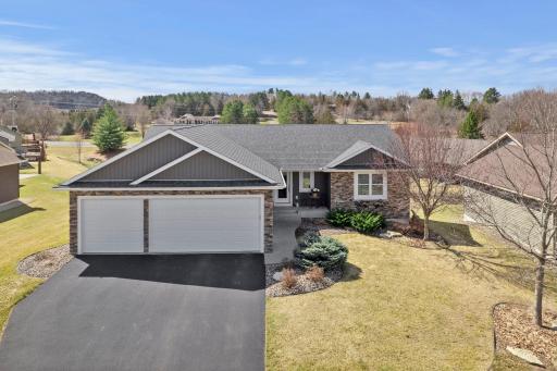 334 Kamloops Place, River Falls, WI 54022