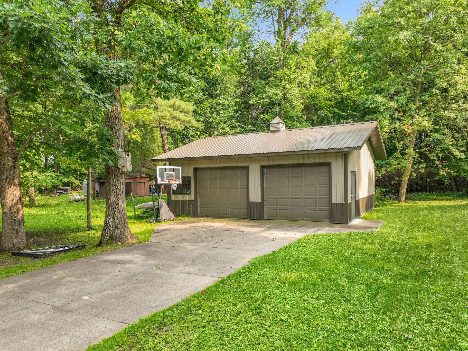 30 x 35 garage in back