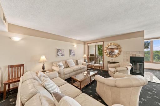 1021 Sibley Memorial Highway, 404, Mendota Heights, MN 55118