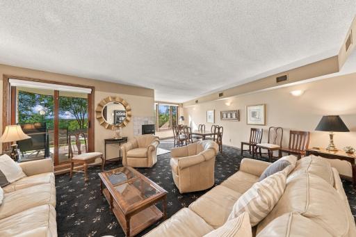 1021 Sibley Memorial Highway, 404, Mendota Heights, MN 55118