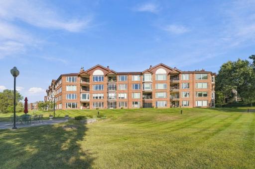 1021 Sibley Memorial Highway, 404, Mendota Heights, MN 55118