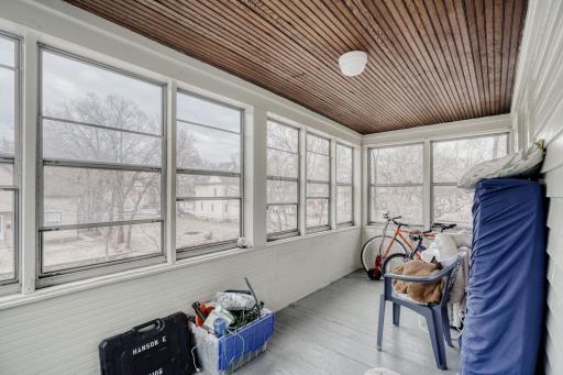 2706 15th Ave S - Web Quality - 018 - 18 Family Room.jpg
