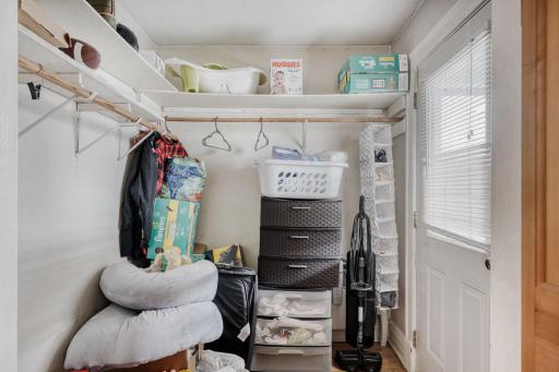 2706 15th Ave S - Web Quality - 023 - 23 Closet.jpg