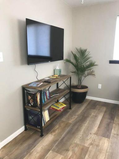 driftwood living 2.jpg