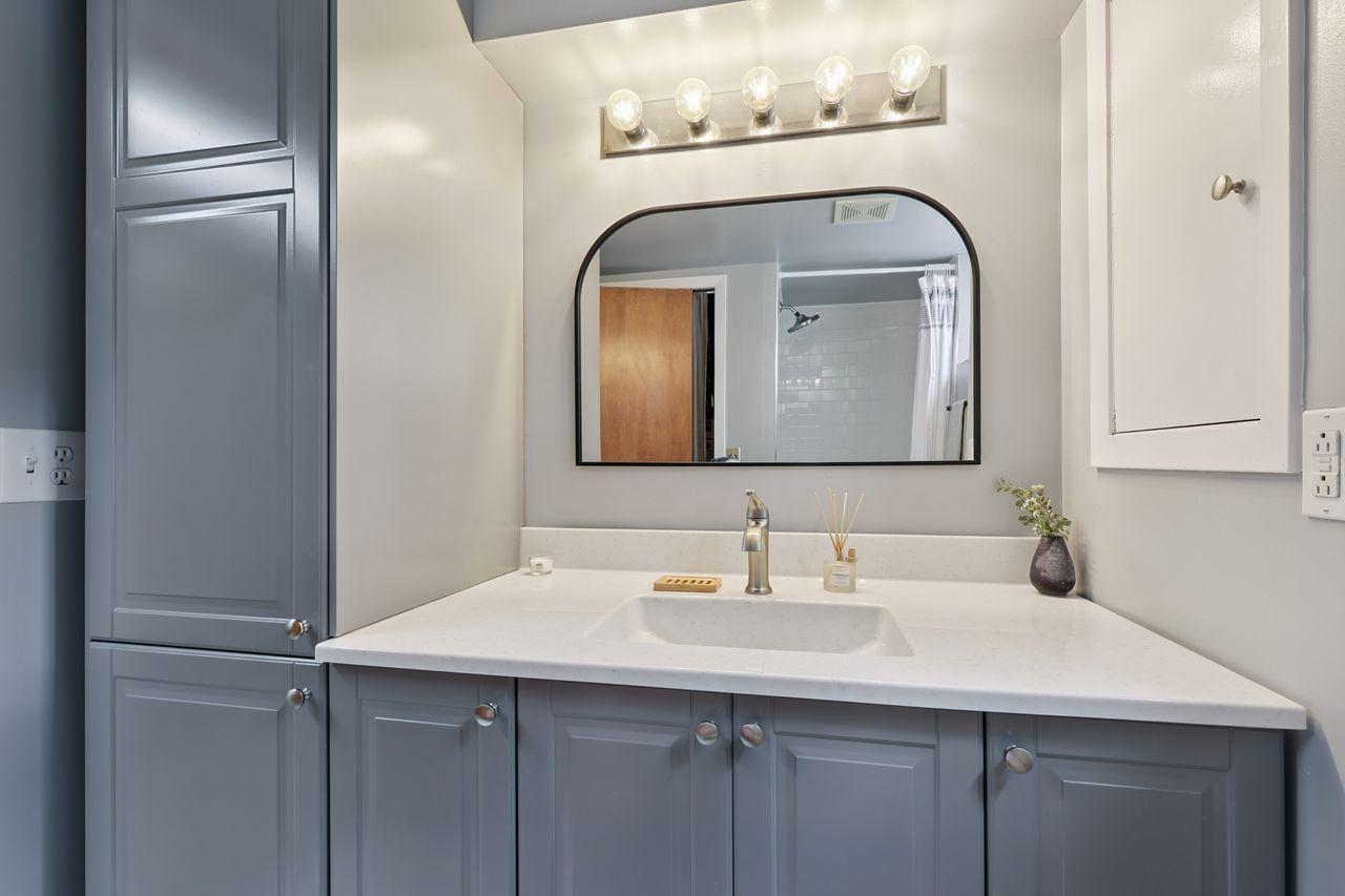 Lower Level 3/4 Bath View 2