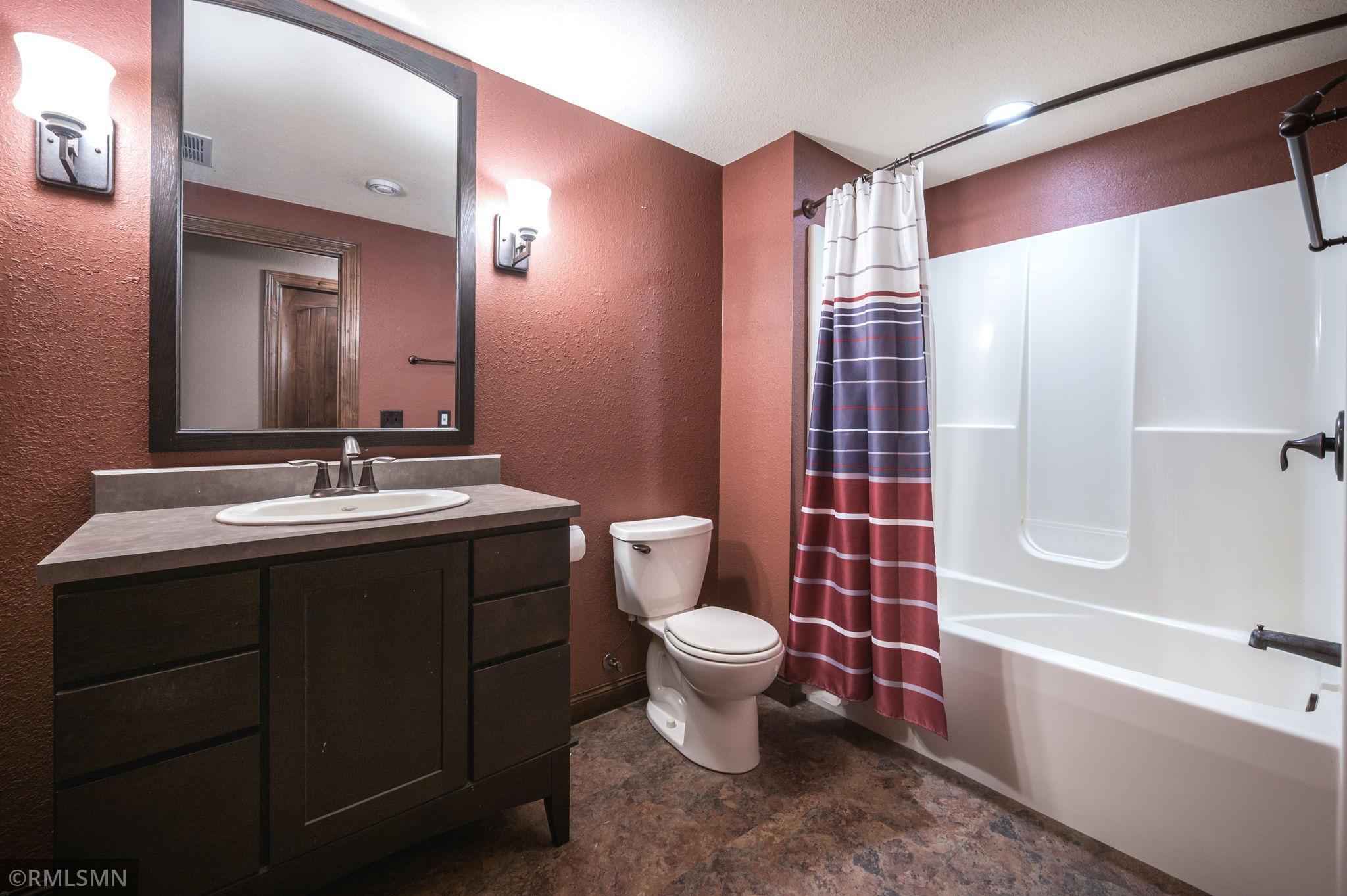 60639 211th St Eagle Lake MN-64.jpg