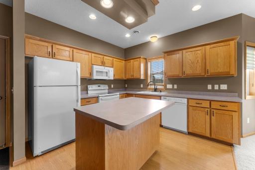 3003 86th Lane N, Minneapolis, MN 55443