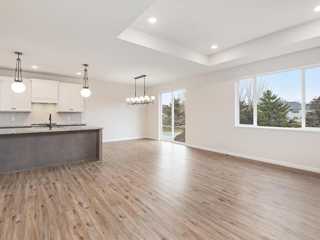 832 Forest Edge Dr Jordan MN