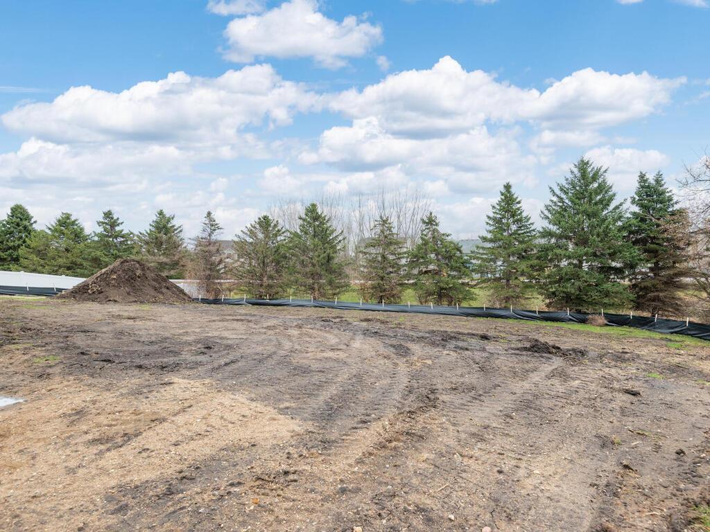 832 Forest Edge Dr Jordan MN