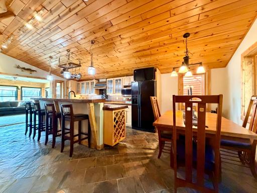 18923 Newgate Avenue N, Marine On Saint Croix, MN 55047