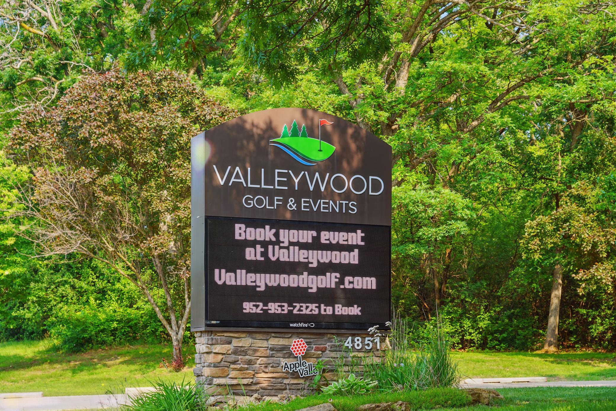 Improve your swing at Valleywood Golf & Events!