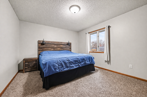 510 N Montgomery Avenue, Le Center, MN 56057