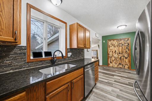510 N Montgomery Avenue, Le Center, MN 56057